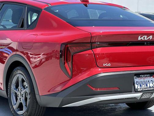 Currant Red 2025 Kia K4 LXS