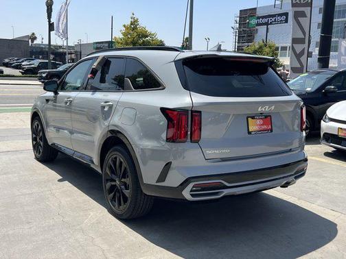 2023 Kia Sorento SX