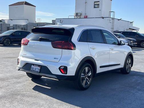 2022 Kia Niro EX Premium