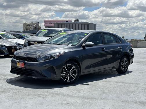Gravity Gray 2024 Kia Forte LXS