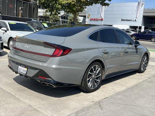 2022 Hyundai SONATA Limited