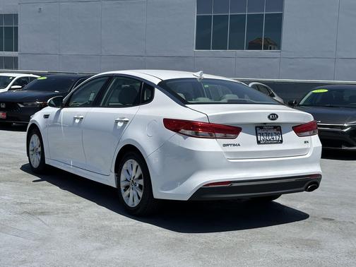 Snow White Pearl 2016 Kia Optima EX