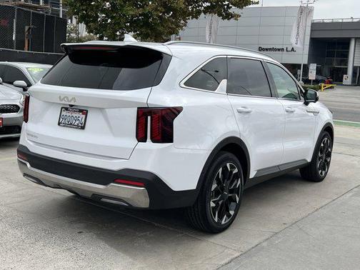 2024 Kia Sorento SX