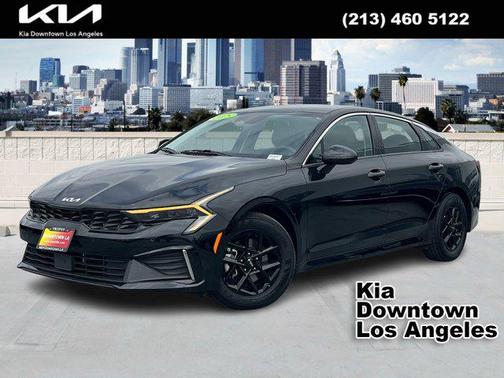 Aurora Black Pearl 2025 Kia K5 LXS