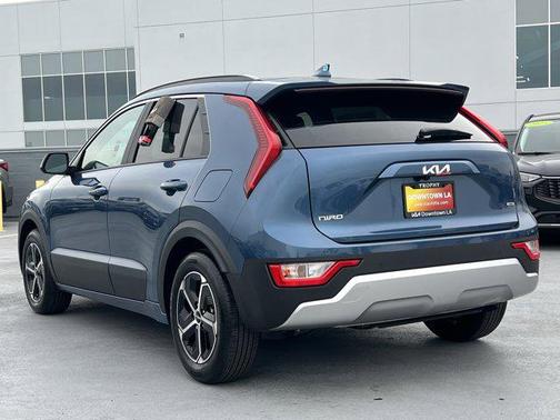 2025 Kia Niro EX