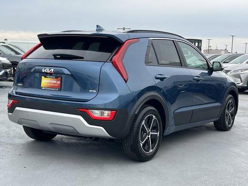 2025 Kia Niro EX