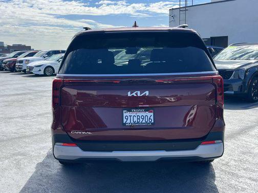 2025 Kia Carnival EX