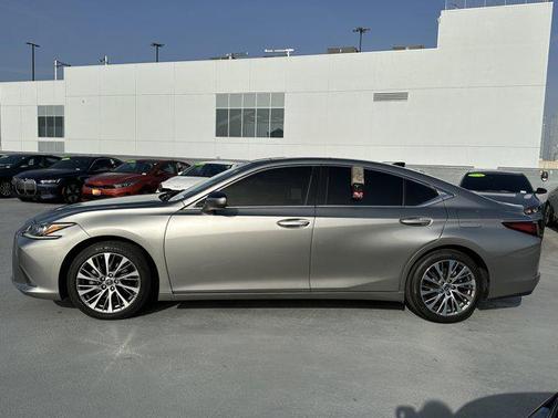 2020 Lexus ES 350 Base