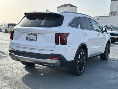 2024 Kia Sorento SX