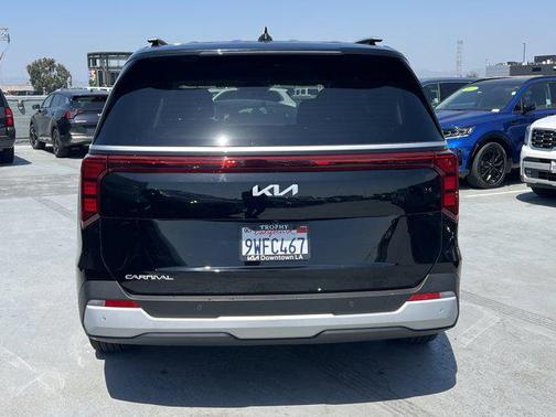 2026 Kia Carnival EX