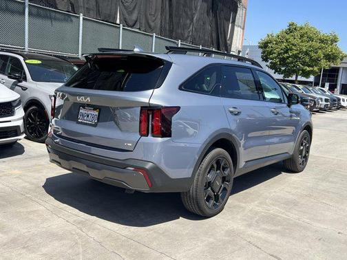 2024 Kia Sorento EX