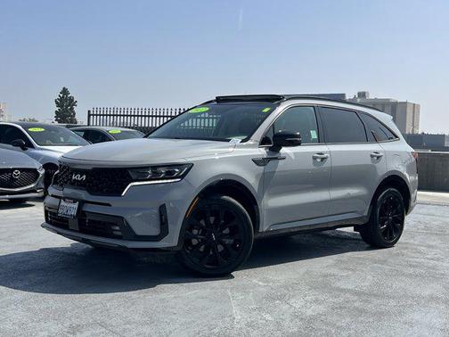 Wolf Gray 2022 Kia Sorento SX