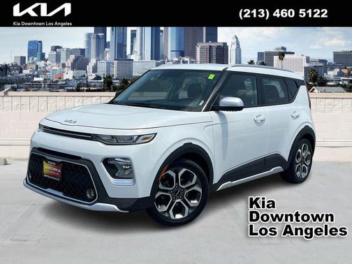 Snow White Pearl 2022 Kia Soul X-Line