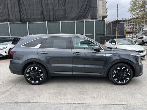 2024 Kia Sorento EX