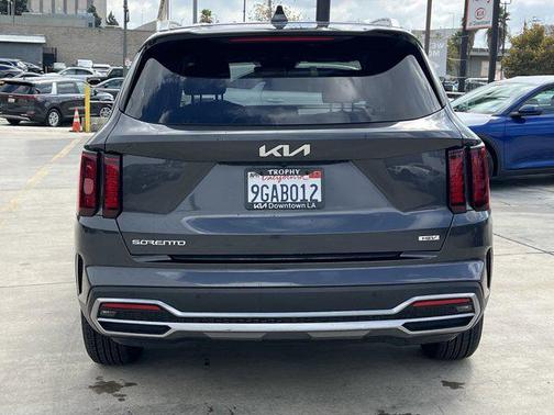 2023 Kia Sorento Hybrid EX