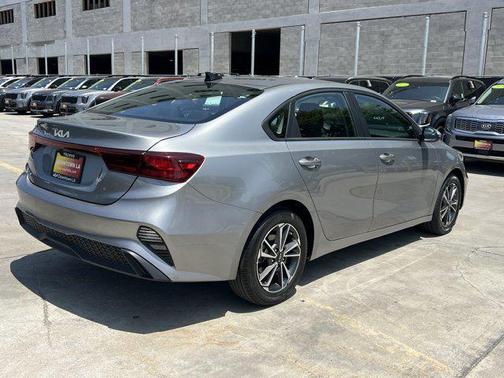 2022 Kia Forte LXS