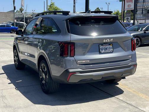 2024 Kia Sorento EX