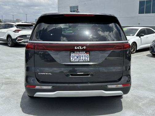 Panthera Metal 2024 Kia Carnival LX