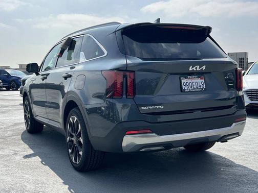 2024 Kia Sorento SX