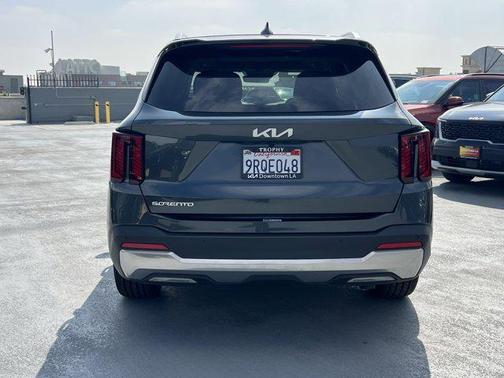 2024 Kia Sorento SX