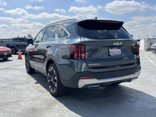 2024 Kia Sorento SX