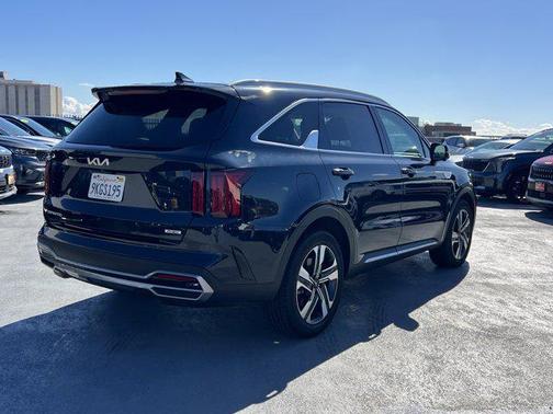 2024 Kia Sorento Plug-In Hybrid SX Prestige