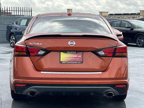 2022 Nissan Altima SR FWD