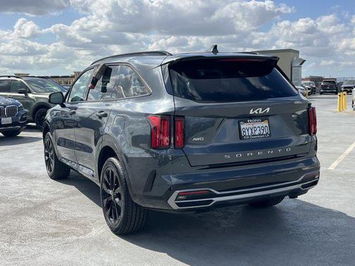 2022 Kia Sorento SX