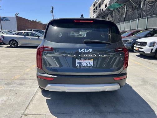 2022 Kia Telluride LX