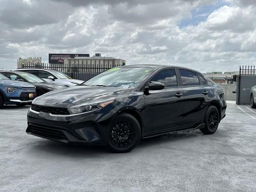 Aurora Black 2023 Kia Forte LX