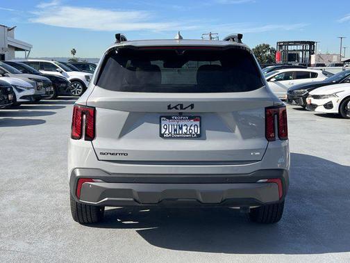 2025 Kia Sorento SX