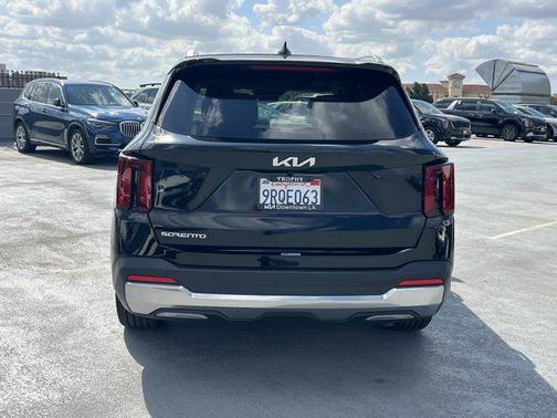 2024 Kia Sorento SX