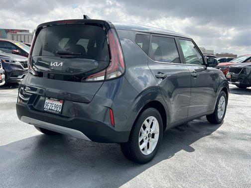 2023 Kia Soul LX
