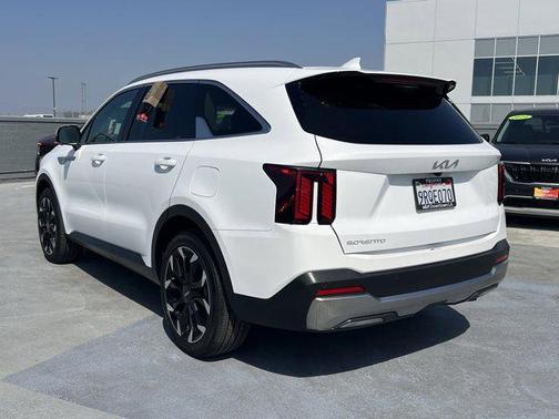 2024 Kia Sorento SX