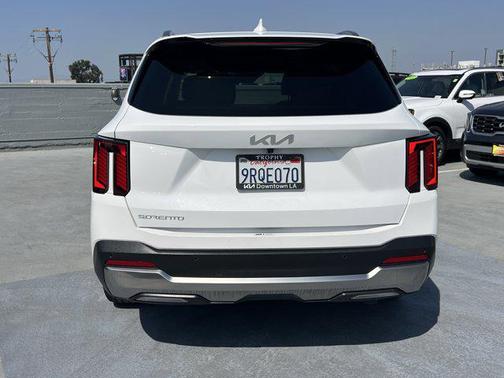 2024 Kia Sorento SX