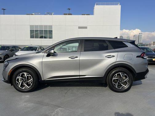 2025 Kia Sportage LX