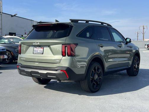 2024 Kia Sorento EX