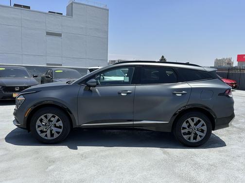 Shadow Matte Gray 2025 Kia Sportage Hybrid SX-Prestige