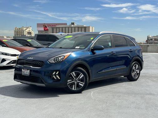 2022 Kia Niro LXS