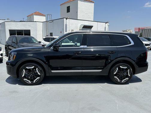 Ebony Black 2025 Kia Telluride EX