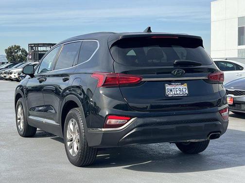 2019 Hyundai SANTA FE SEL 2.4