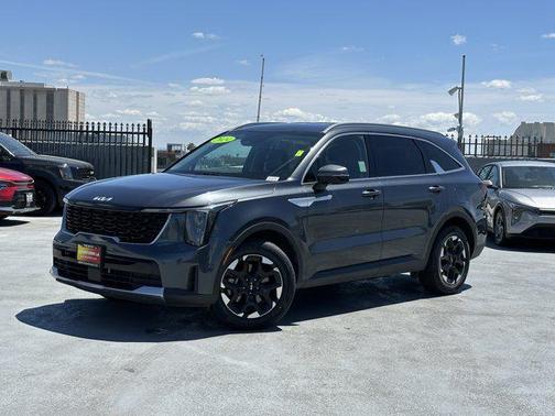 Gravity Grey 2024 Kia Sorento S
