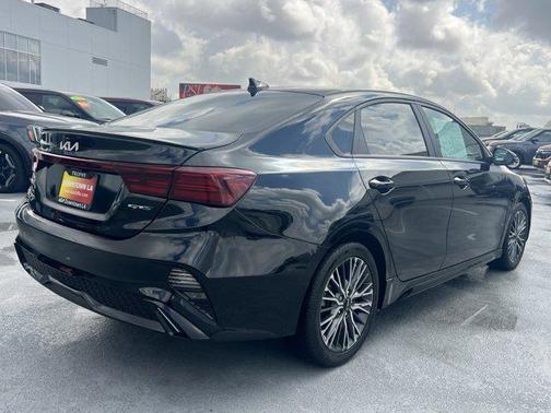 2023 Kia Forte GT-Line