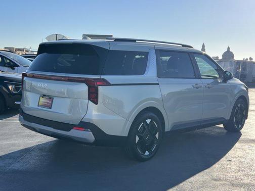 2025 Kia Carnival EX