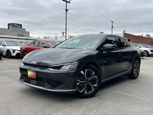 2024 Kia EV6 Light