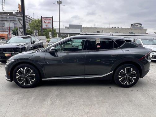 2024 Kia EV6 Light