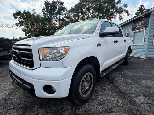 Super White 2012 Toyota Tundra CrewMax 5.7L FFV V8 6-Spd AT (Natl)