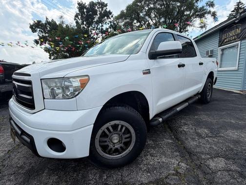Super White 2012 Toyota Tundra CrewMax 5.7L FFV V8 6-Spd AT (Natl)