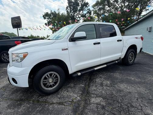 Super White 2012 Toyota Tundra CrewMax 5.7L FFV V8 6-Spd AT (Natl)
