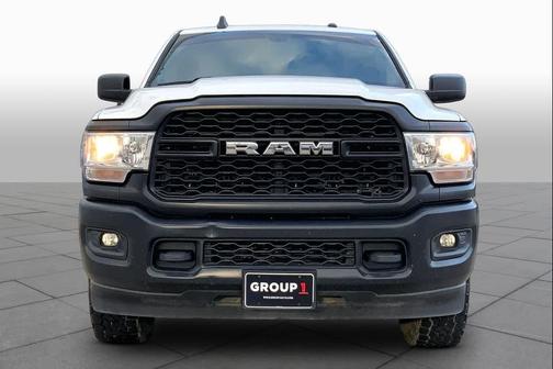 Bright White Clearcoat 2022 RAM 2500 Tradesman Crew Cab 4x4 8' Box